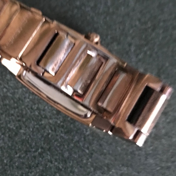 Michael Kors Rose Gold-tone Women’s Watch MK-5969 - Picture 5 of 15